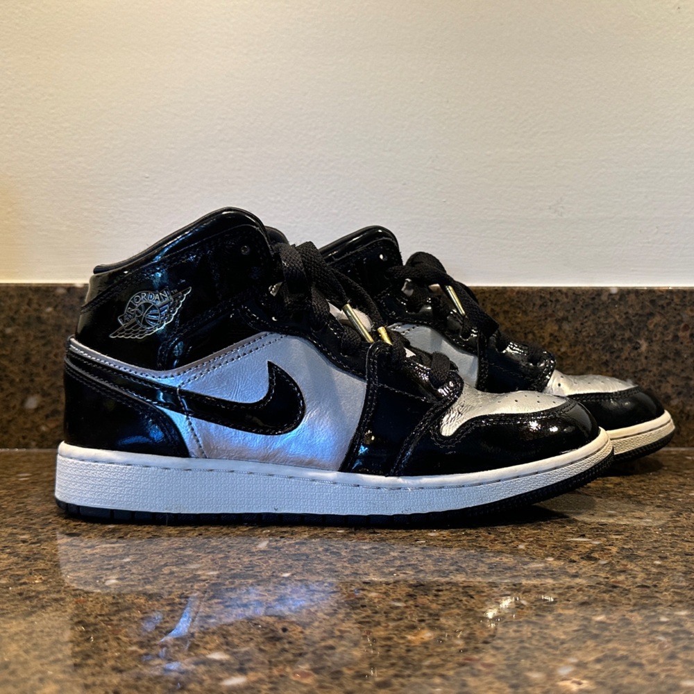 Kids Air Jordan 1 Mid SE GS 'Black Metallic Silver